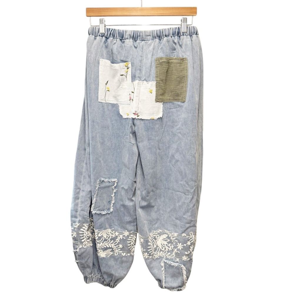 NWOT POL Floral Patchwork Denim Joggers, Size Medium - Picture 9 of 13
